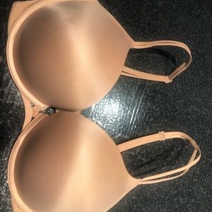 Victoria’s Secret Very sexy push-up size 34DDD